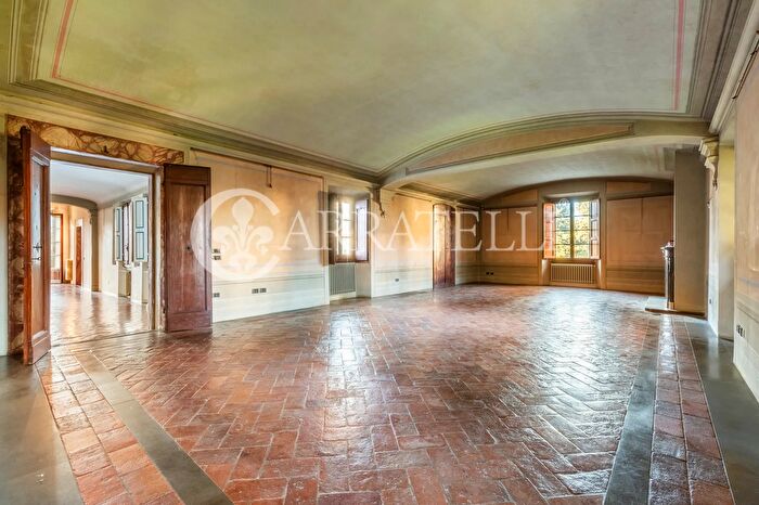 Appartamento con 16 locali in vendita in Via di Careggi, Firenze