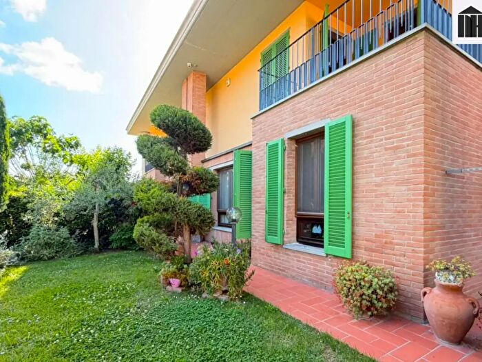 Casa con 7 locali in vendita in Santa Croce SullArno