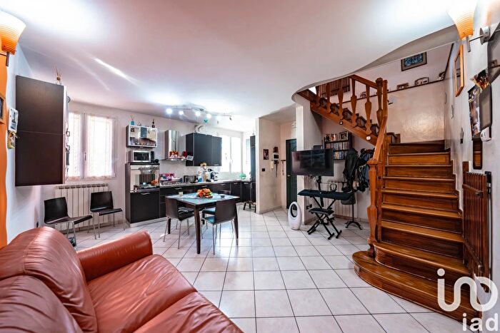 Casa trilocale in vendita in Piazza Luca Danese, Comacchio