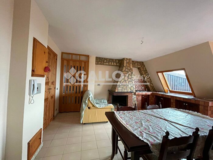 Appartamento trilocale in vendita in Via delle Ville Spezzano della Sila, Spezzano Della Sila