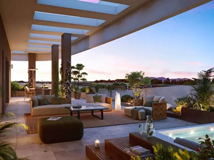 Appartamento trilocale in vendita in Via Abebe Bikila, Roma