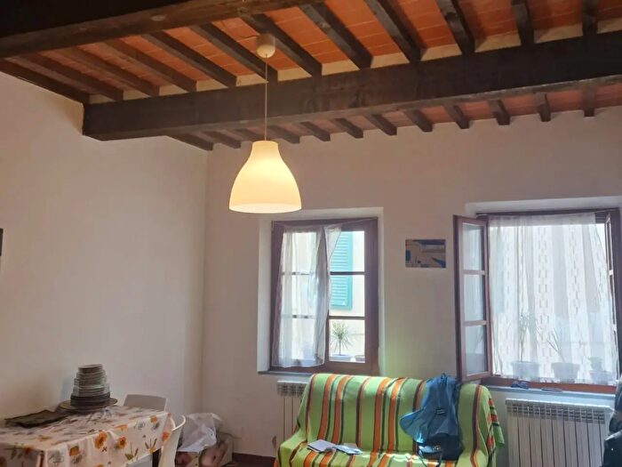 Appartamento trilocale in affitto in Pisa