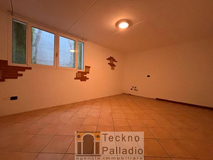 Casa quadrilocale in affitto in Quinto Vicentino