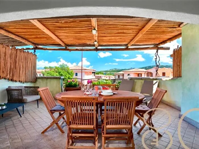Appartamento quadrilocale in vendita in Via Le Maree, Arzachena