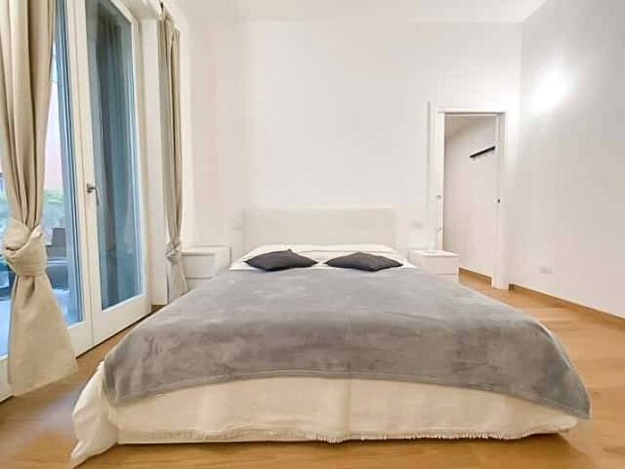 Appartamento monolocale in affitto in Via Luisa Battistotti Sassi, Plebisciti Susa, Milano