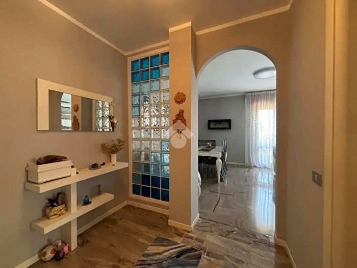 Appartamento quadrilocale in vendita in Via Villa Laura, Padova