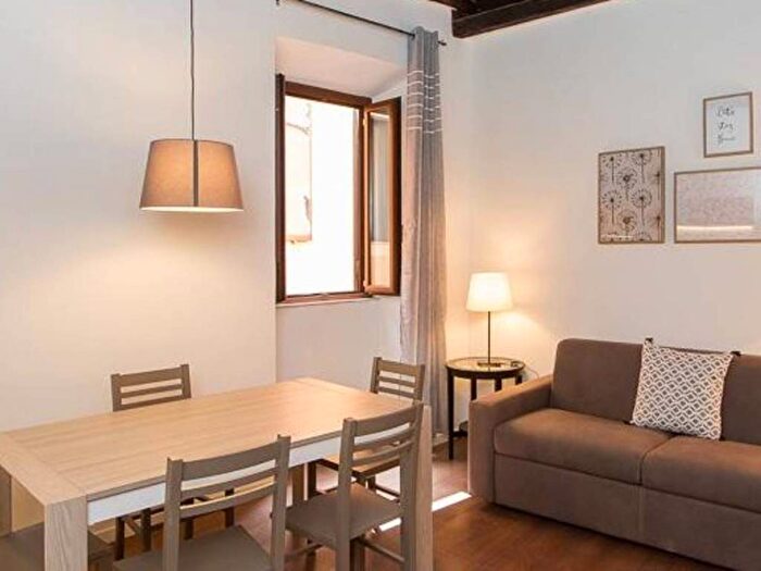 Appartamento monolocale in affitto in Via della Pelliccia, Trastevere, Roma
