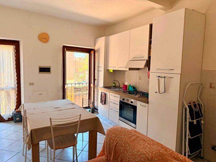 Appartamento bilocale in affitto in Via dei Mille, Borgo Basso, Pavia