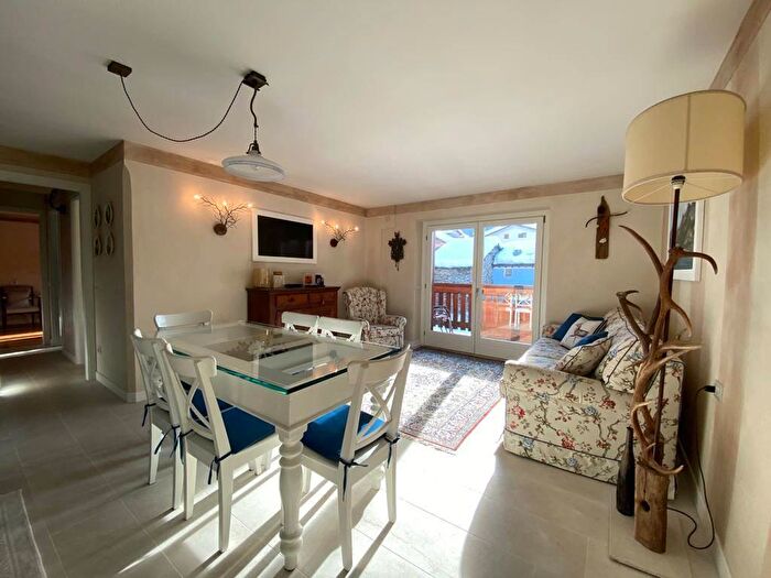 Appartamento trilocale in vendita in Via Corti, Campodolcino