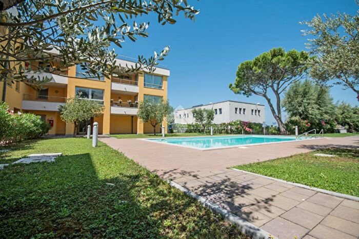 Appartamento monolocale in vendita in Via Battisti Cesare, Muggia