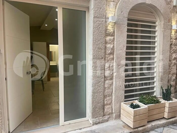 Appartamento bilocale in vendita in Via Accetta, Trani