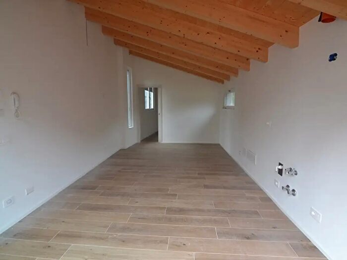 Casa trilocale in vendita in Via Gramsci, Trento