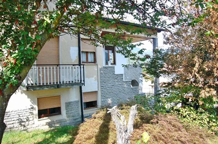 Casa con 6 locali in vendita in Via Strada Provinciale, Bedulita