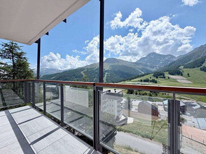 Appartamento trilocale in affitto in Via Monte Grappa, Colle Sestriere, Sestriere