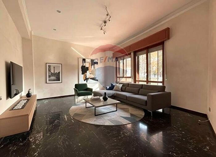 Appartamento quadrilocale in vendita in Via Matteotti, Arese