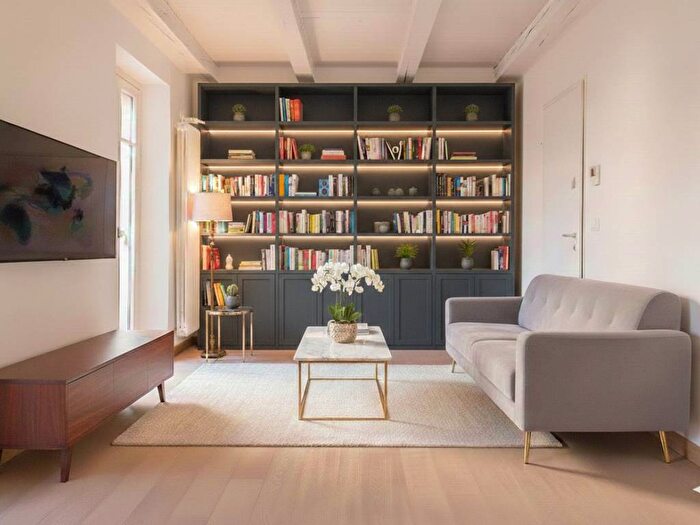 Appartamento trilocale in affitto in Piazza Giacomo Matteotti, Centro, Grugliasco