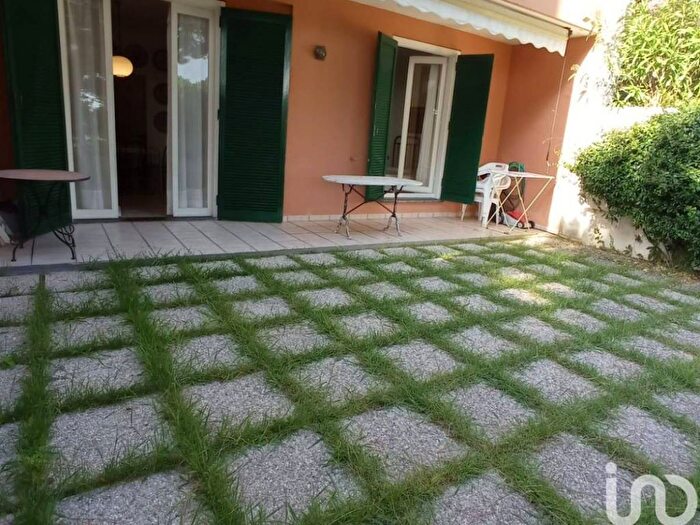 Appartamento trilocale in affitto in Via del Mare, Centro, Arenzano