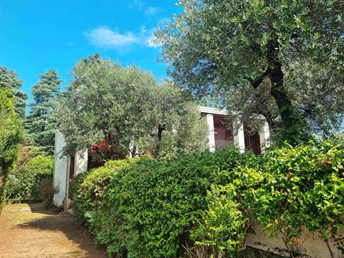 Casa con 11 locali in vendita in Podenzano