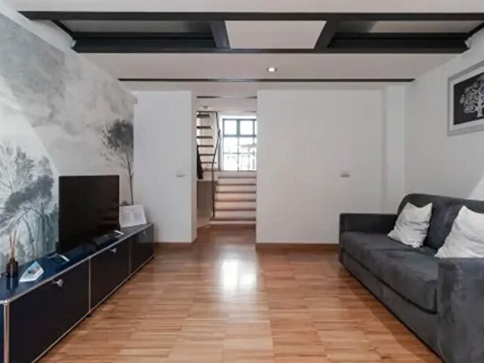 Appartamento quadrilocale in vendita in Via Paolo Frisi, Milano