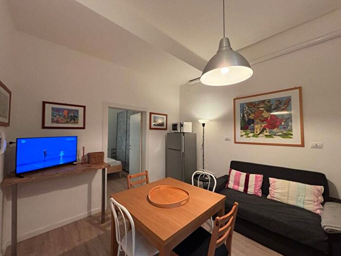 Appartamento bilocale in affitto in Via delle Belle Arti, Irnerio, Bologna