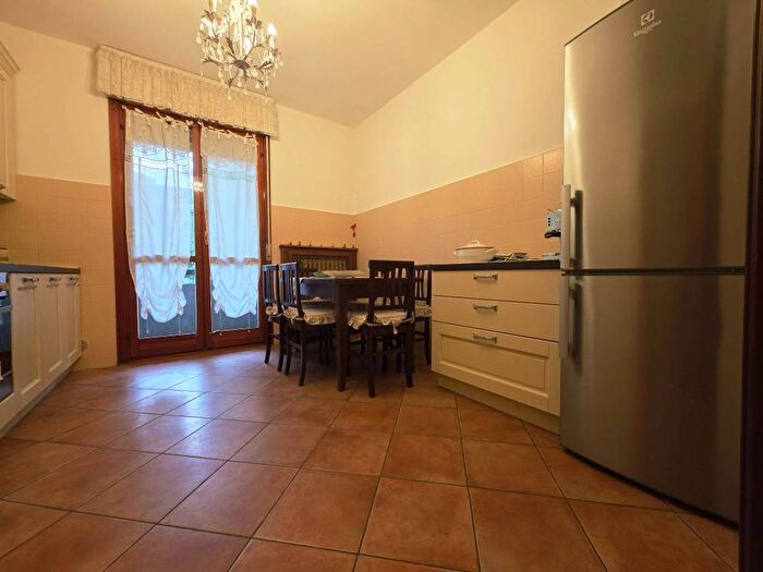 Appartamento quadrilocale in affitto in Via Mario Colombi Guidotti, Pablo Prati Bocchi, Parma