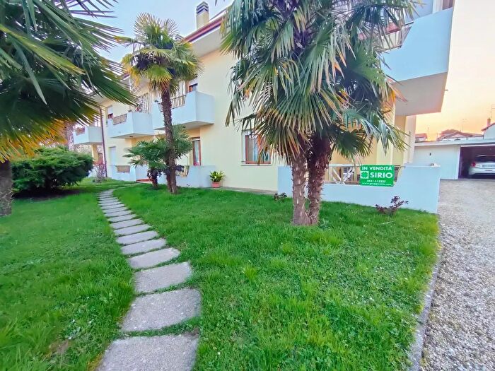 Appartamento con 5 locali in vendita in Via Moross, Ronchis