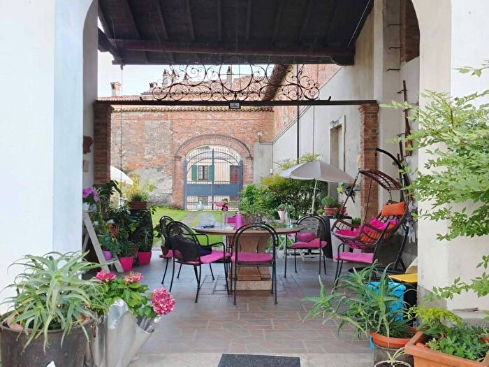 Appartamento trilocale in affitto in Via Mandelli, Centro, Arena Po