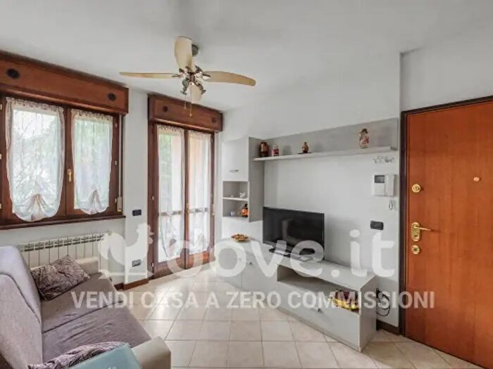 Appartamento bilocale in vendita in Via Vignola, Somma Lombardo