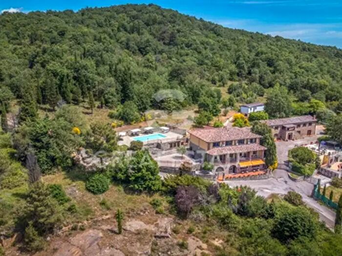 Casa con 6 locali in vendita in Via dei Lecci, Tuoro Sul Trasimeno