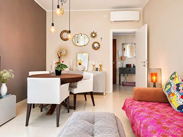 Appartamento bilocale in vendita in Via Flavio Andò, Milano