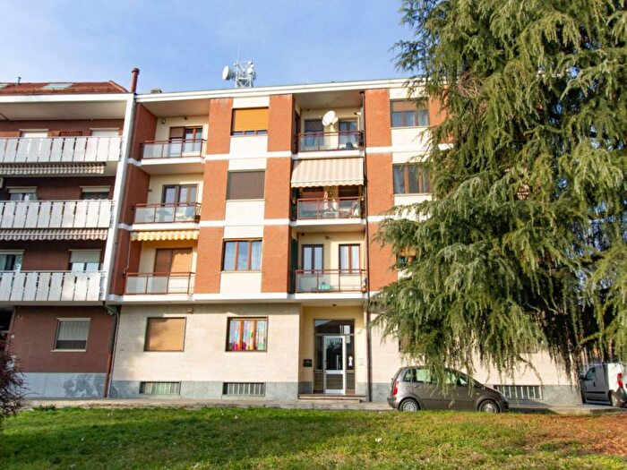 Appartamento trilocale in affitto in Via Antonio Merlo, Centro, Rivarolo Canavese