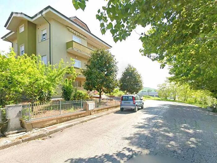Casa in vendita in Via Verdi, Ostra