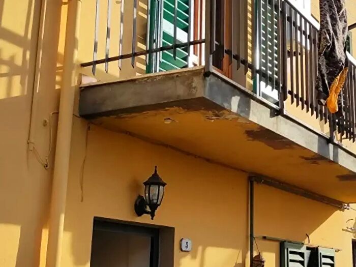 Casa con 5 locali in vendita in Vicchio