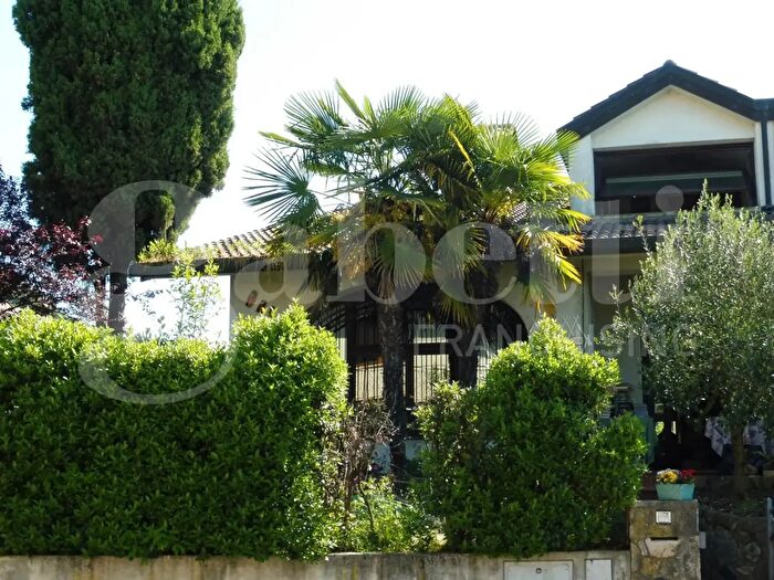 Casa con 7 locali in vendita in Via Canale, Marostica