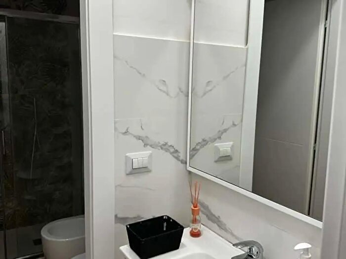 Appartamento monolocale in affitto in Via Guido Guinizelli, Milano