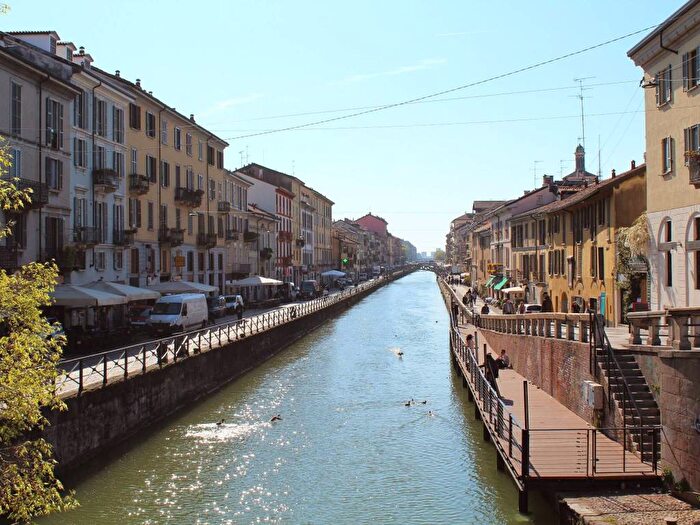 Appartamento bilocale in affitto in Alzaia Naviglio Grande, Navigli Darsena, Milano