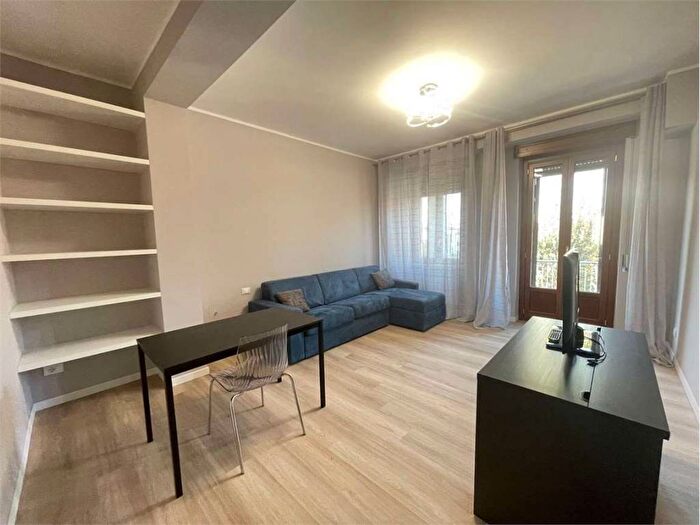 Appartamento bilocale in affitto in Via Gardone, Corvetto, Milano