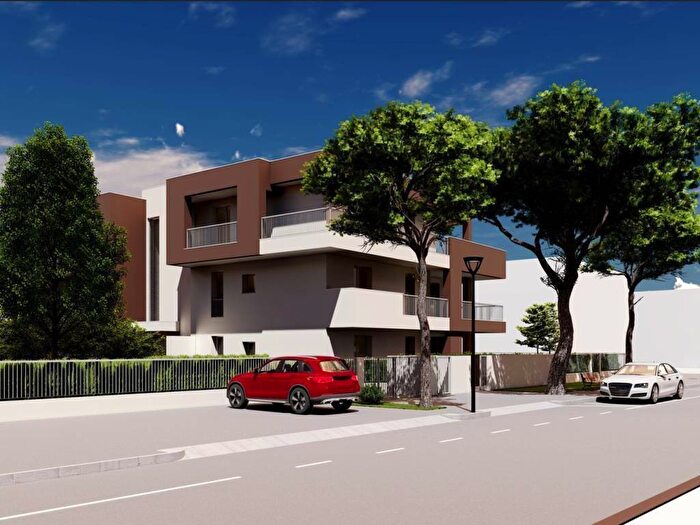 Appartamento con 6 locali in vendita in Centro, Abano Terme