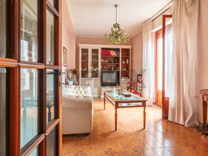 Appartamento con 5 locali in vendita in Via Firenze, Canino