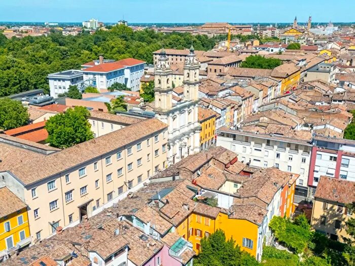 Appartamento bilocale in vendita in Strada Massimo d'Azeglio, Parma