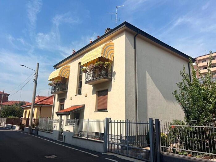 Appartamento bilocale in affitto in Via Mario Greppi, Centro, San Giuliano Milanese