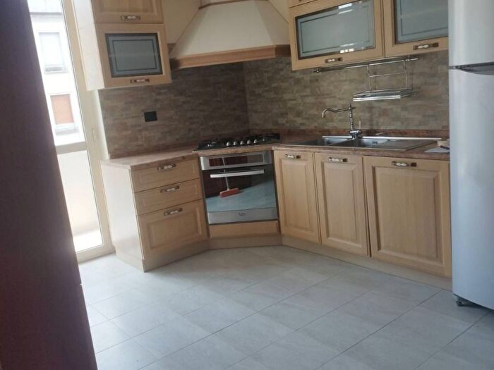 Appartamento bilocale in affitto in Viale Giacomo Matteotti, Centro, Vibo Valentia