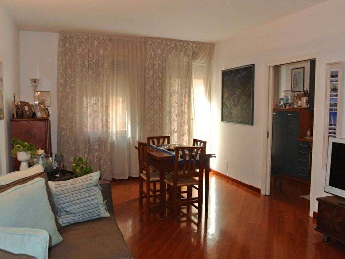 Appartamento con 6 locali in affitto in Via Daniele Manin, Duomo, Treviso