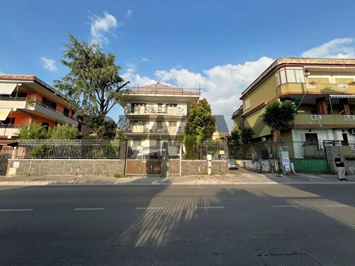 Appartamento trilocale in vendita in Via Oasi del Sacro Cuore, Giugliano In Campania