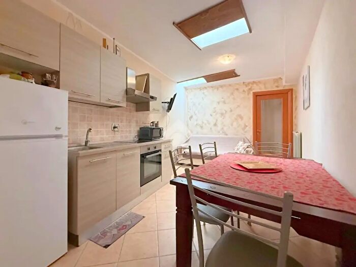 Appartamento bilocale in vendita in Via dei Laghi, Oulx