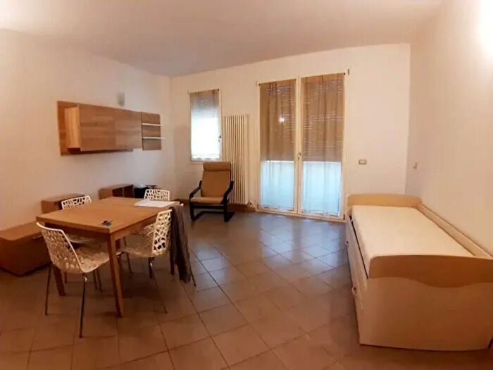 Appartamento monolocale in affitto in Via Guido Vighi, Parma