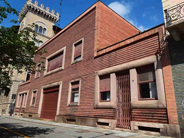 Casa con 6 locali in affitto in Centro Storico, Biella