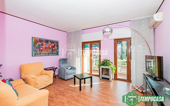 Appartamento quadrilocale in vendita in Via XV Martiri, Vimodrone