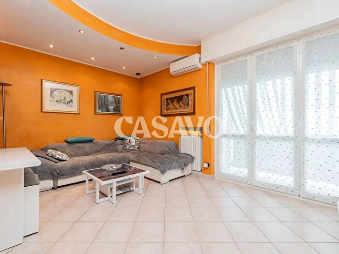 Appartamento trilocale in vendita in Via Salvo d'Acquisto, Paderno Dugnano