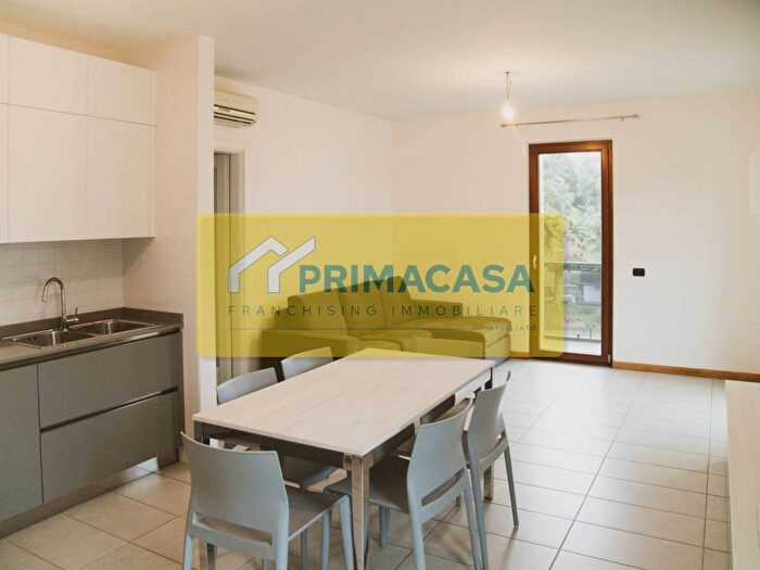 Appartamento con 5 locali in affitto in Via Roma, Spinea Orgnano, Spinea